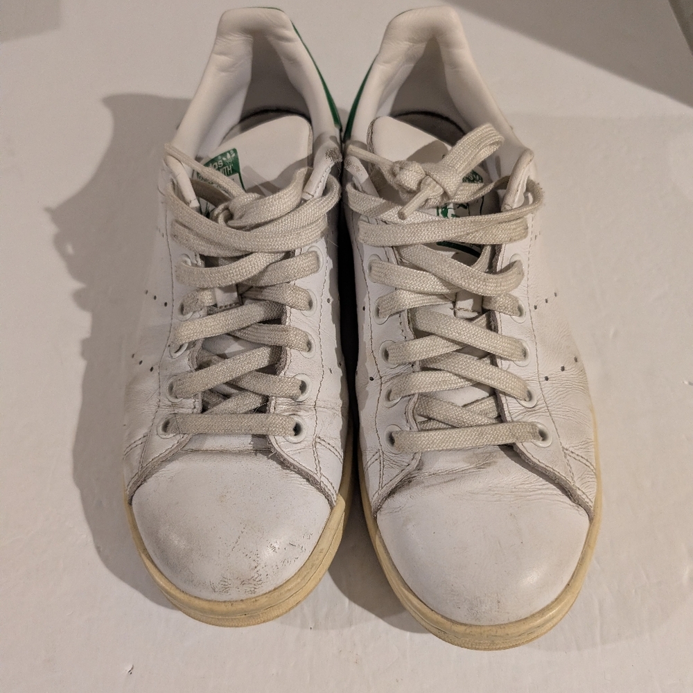 Stan Smith Adidas White Sneakers with Green Accents Women's Size 8